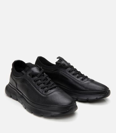  Erkek Deri Siyah Ultra Hafif Tabanlı Spor Ayakkabı