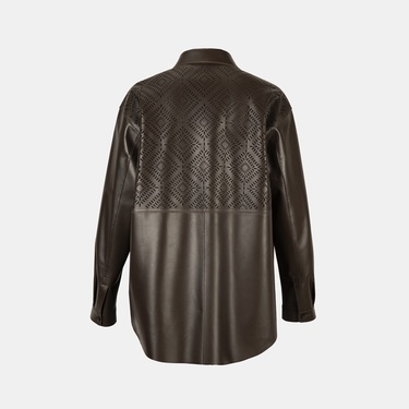  Kadın Kahve Lazer Kesimli Geometrik Desenli Deri Gömlek