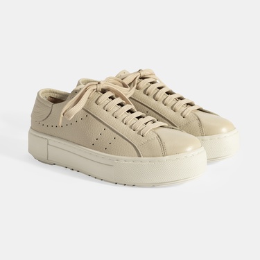  Kadın Bej Bağcıklı Deri Günlük Ayakkabı