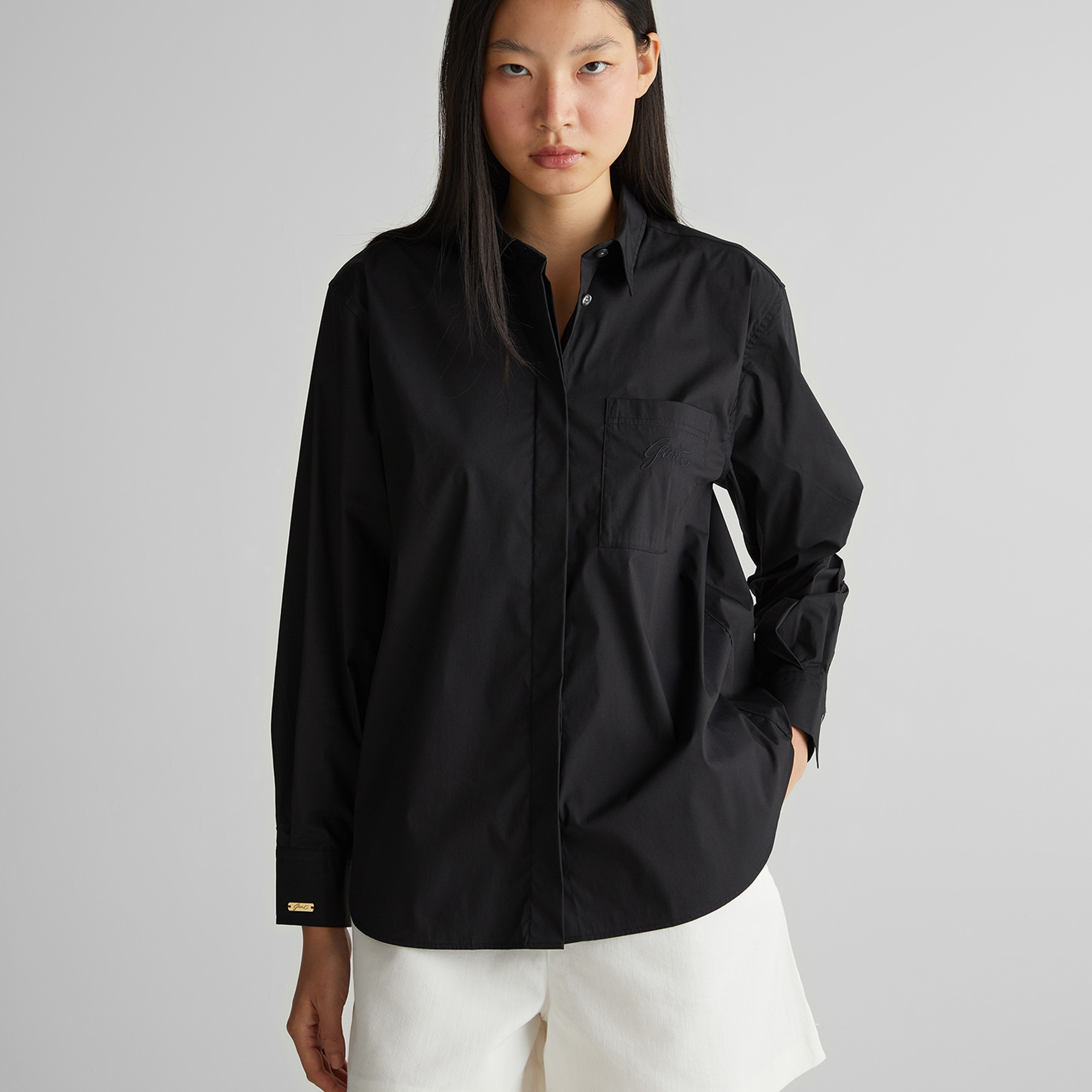 GANT Kadın Siyah Klasik Yaka Gömlek