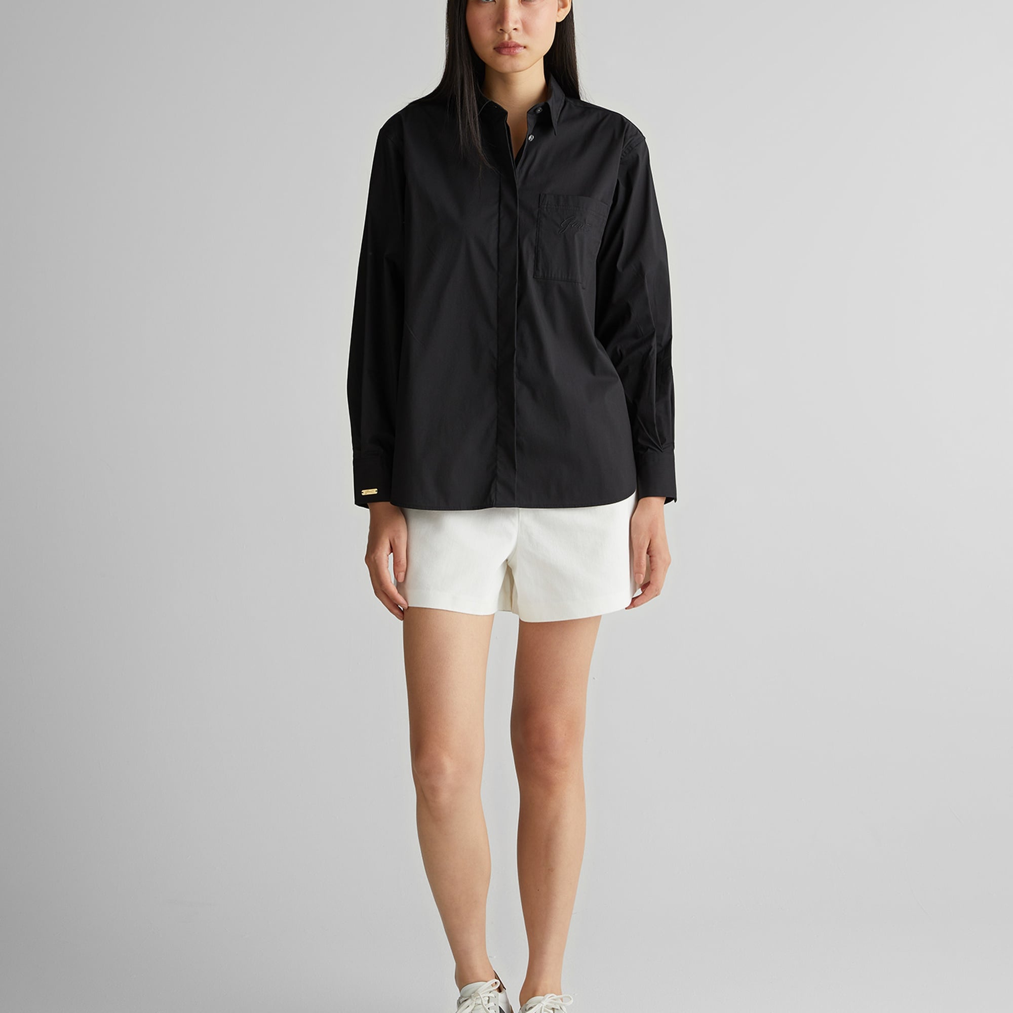 GANT Kadın Siyah Klasik Yaka Gömlek