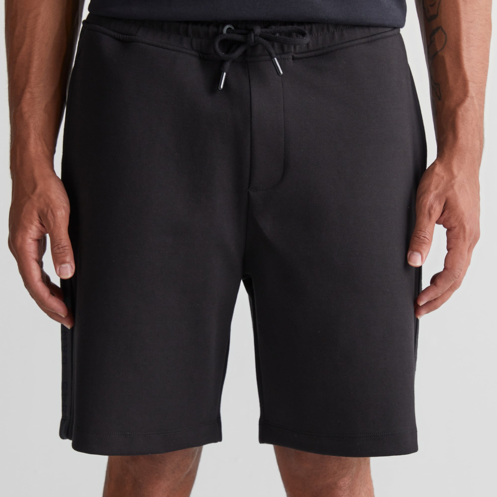 GANT Erkek Siyah Regular Fit Logolu Şort