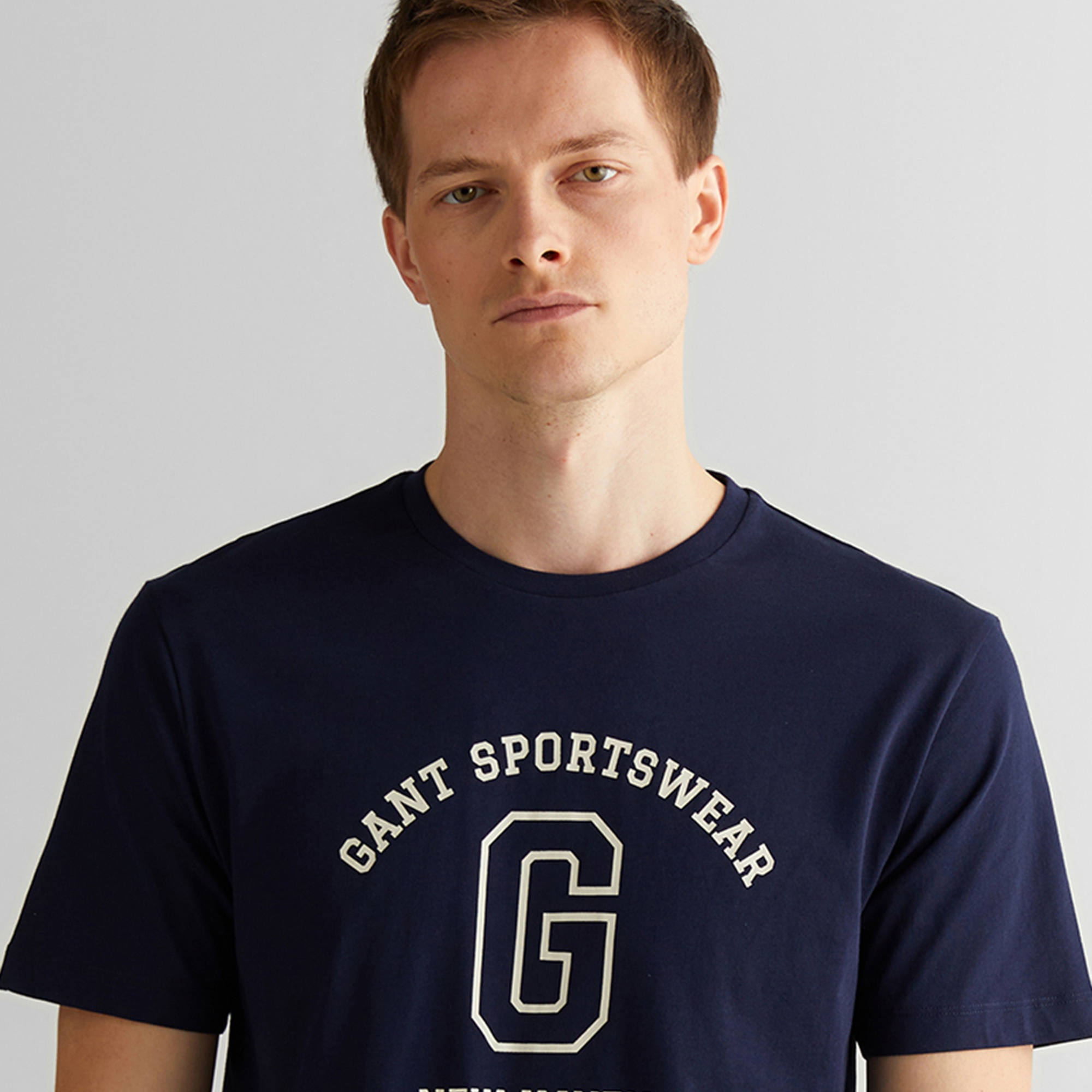 GANT Erkek Lacivert Regular Fit Bisiklet Yaka Logolu T-Shirt