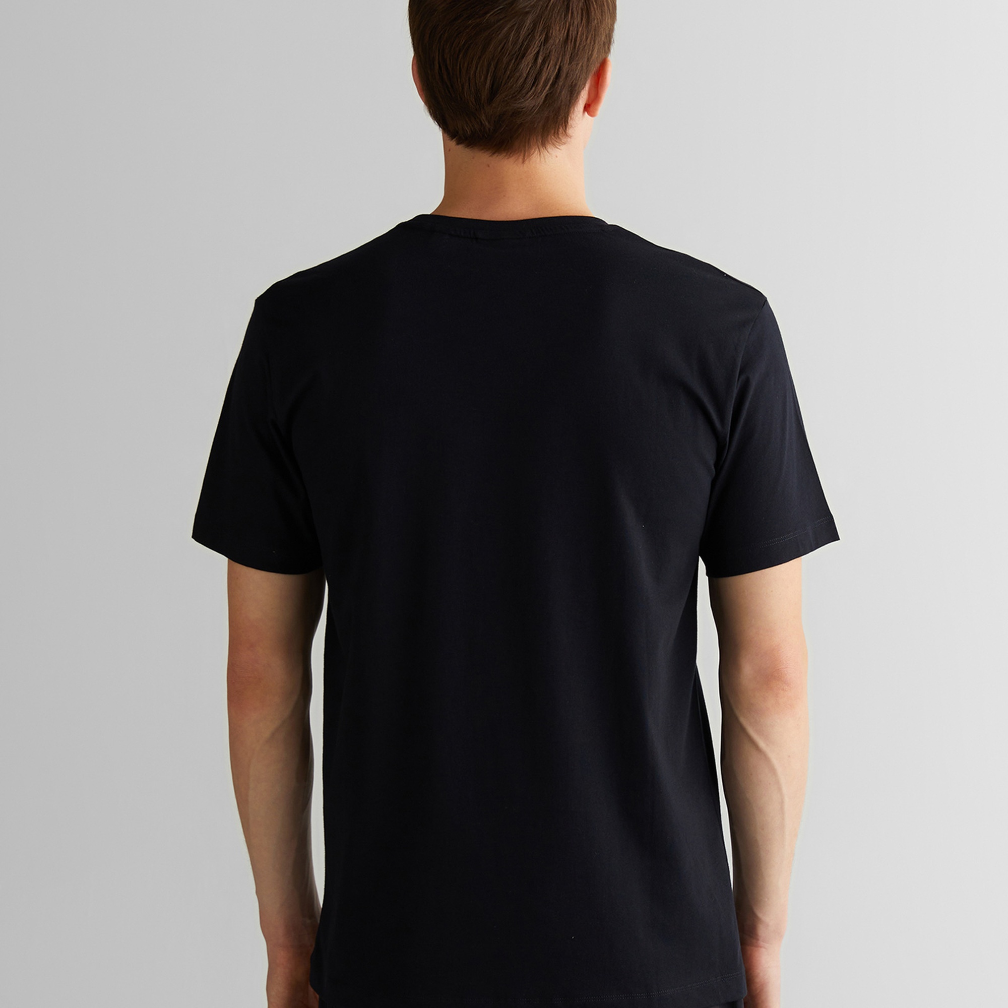 GANT Erkek Siyah Regular Fit Bisiklet Yaka Logolu T-Shirt