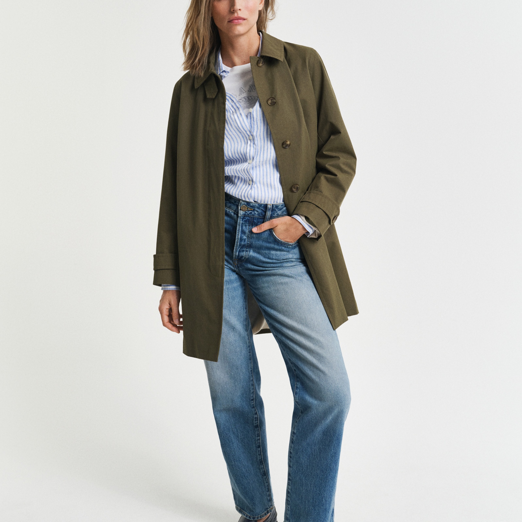 GANT Kadın Mavi Regular Fit Klasik Yaka Çizgili Keten Gömlek