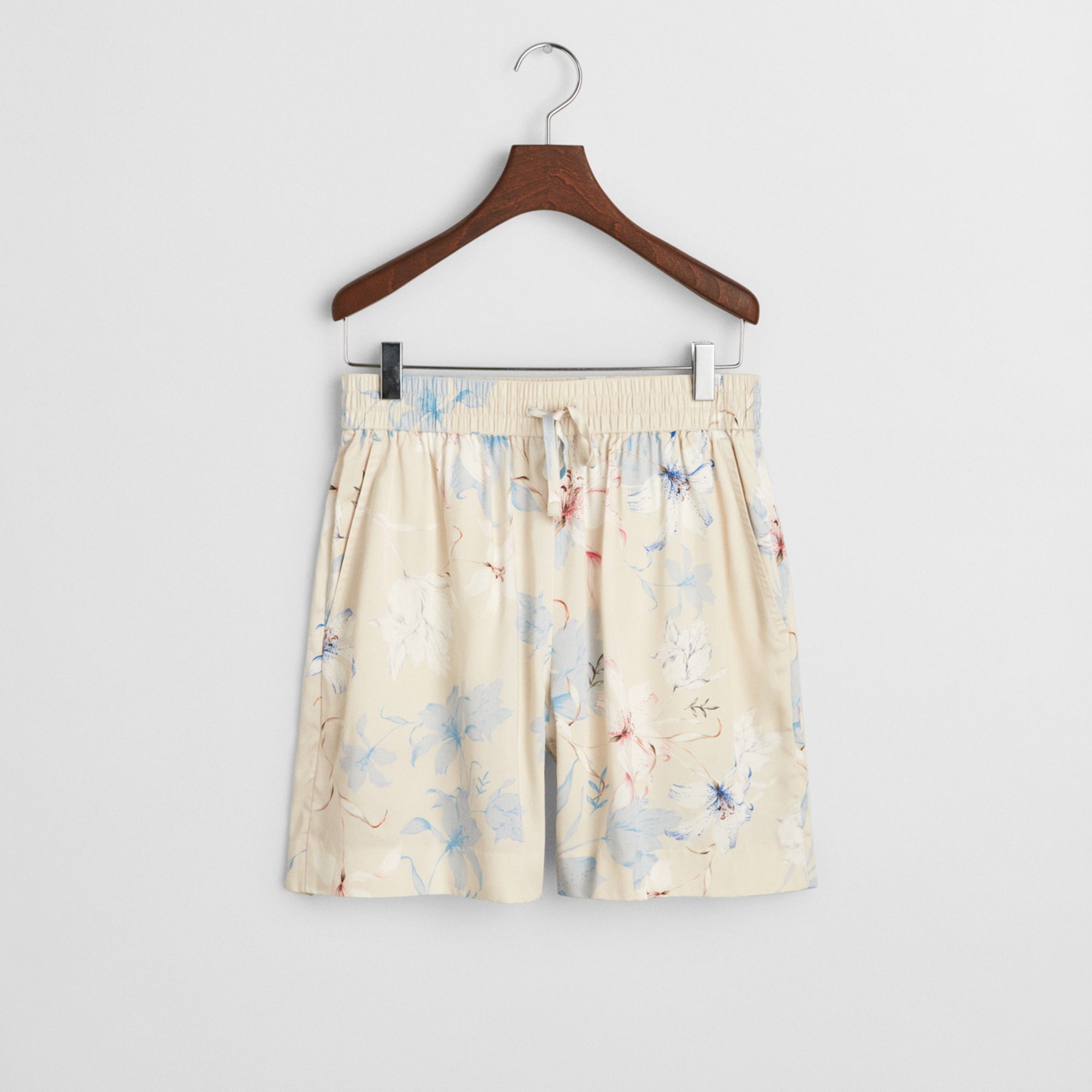 GANT Kadın Krem Relaxed Fit Desenli Şort