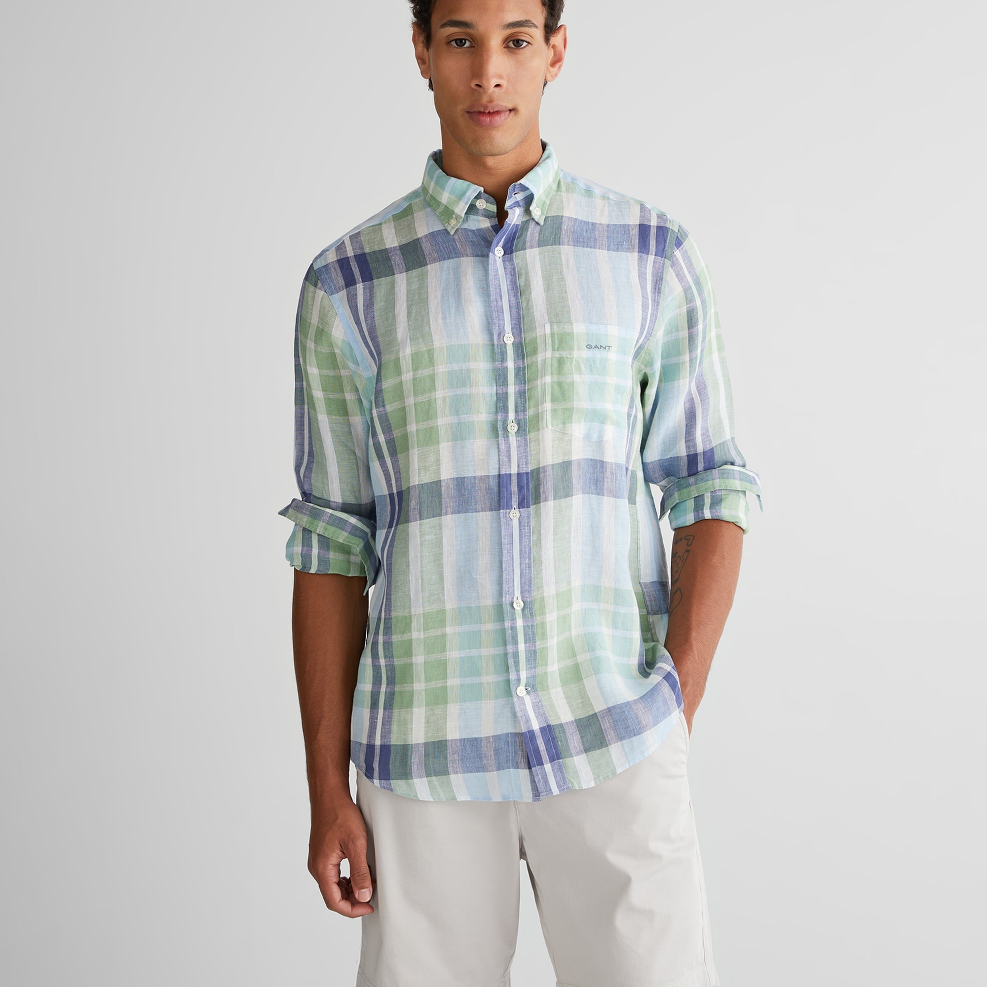 GANT Erkek Yeşil Regular Fit Düğmeli Yaka Kareli Keten Gömlek