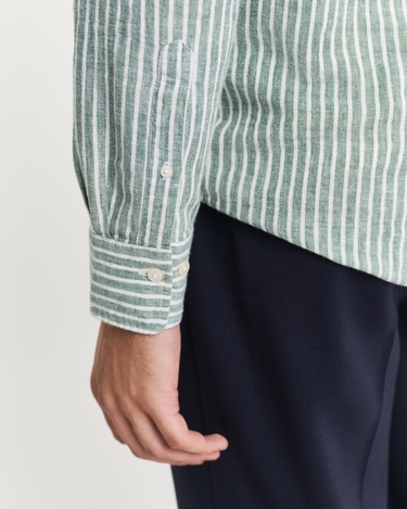  GANT Erkek Yeşil Regular Fit Düğmeli Yaka Çizgili Keten Gömlek