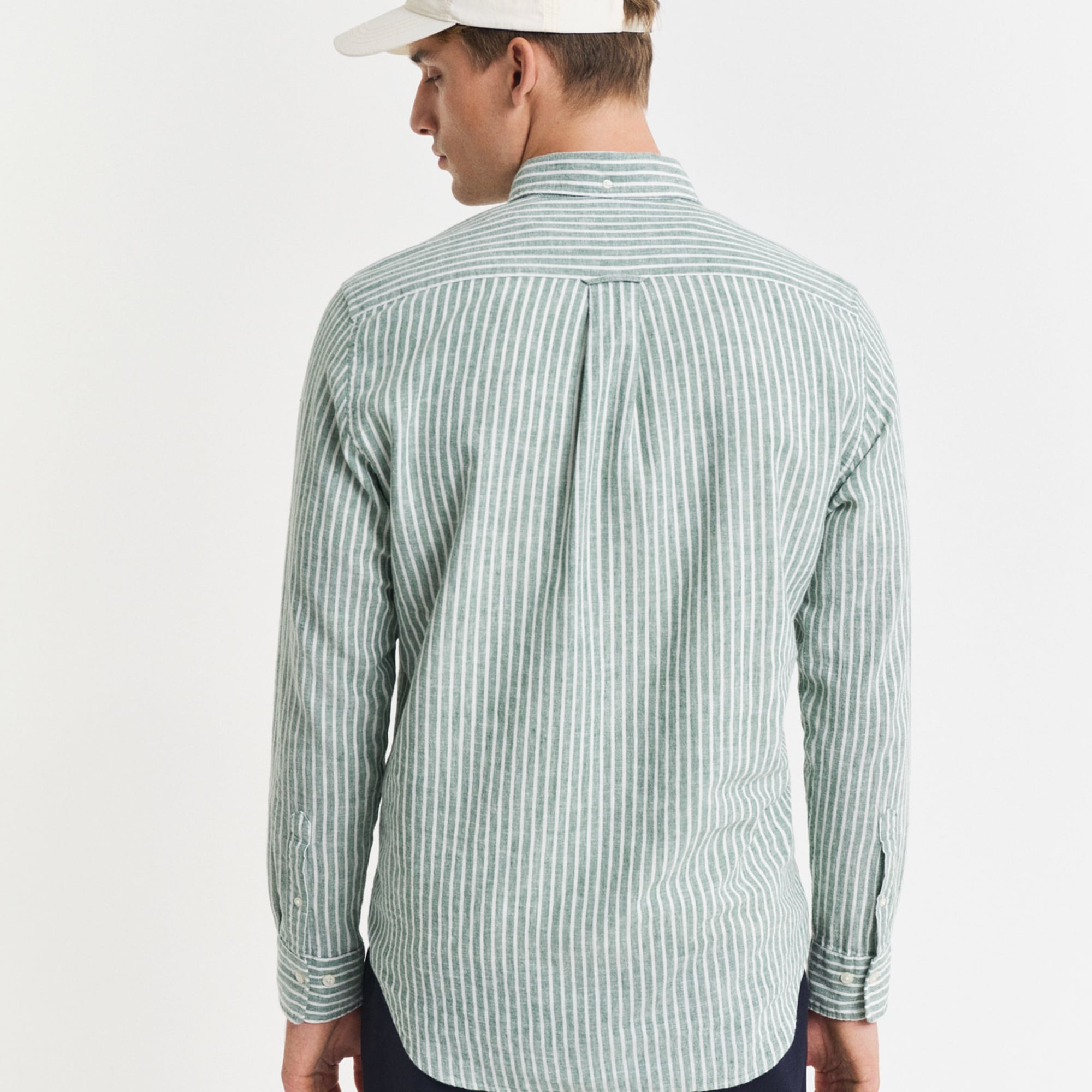 GANT Erkek Yeşil Regular Fit Düğmeli Yaka Çizgili Keten Gömlek