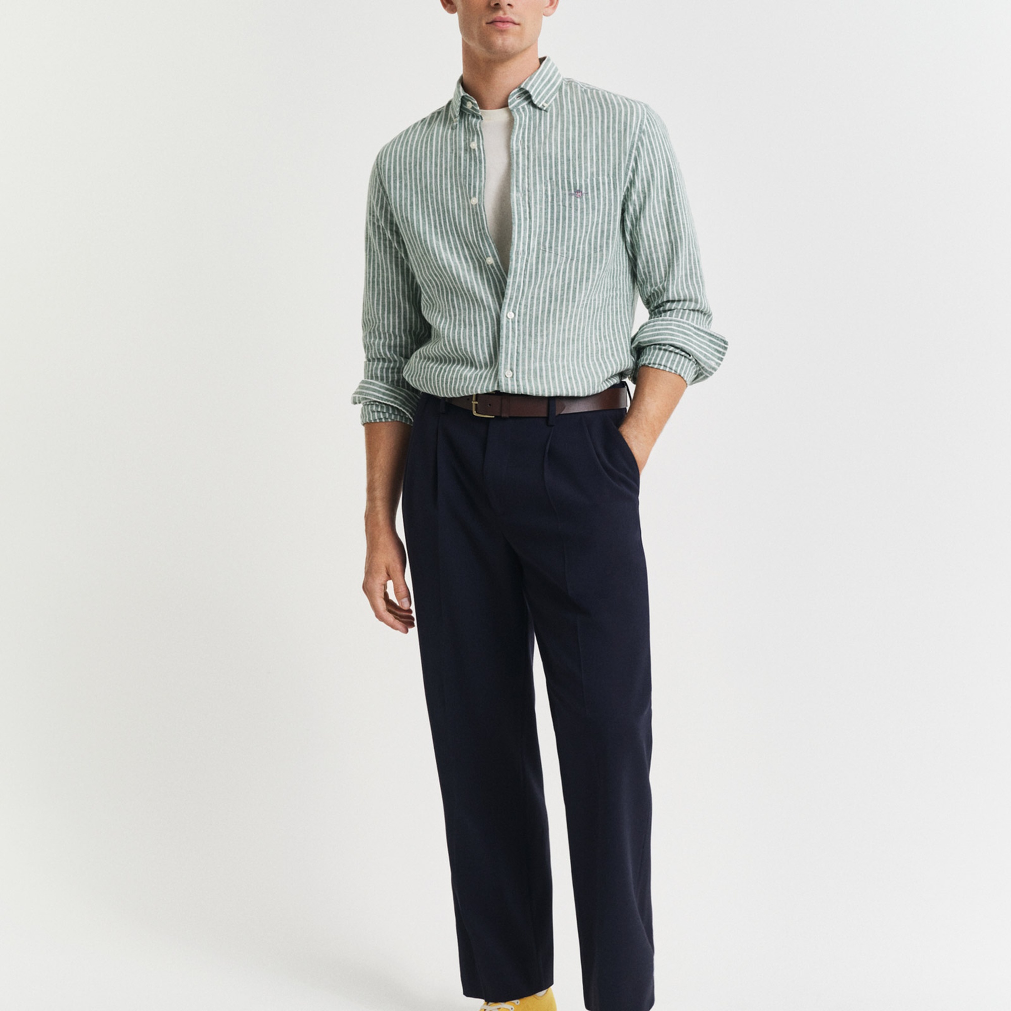 GANT Erkek Yeşil Regular Fit Düğmeli Yaka Çizgili Keten Gömlek