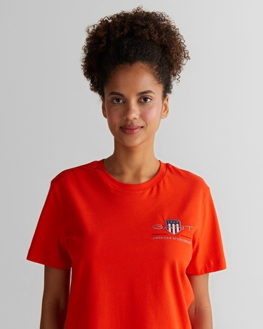  GANT Kadın Turuncu Regular Fit Bisiklet Yaka Logolu T-Shirt