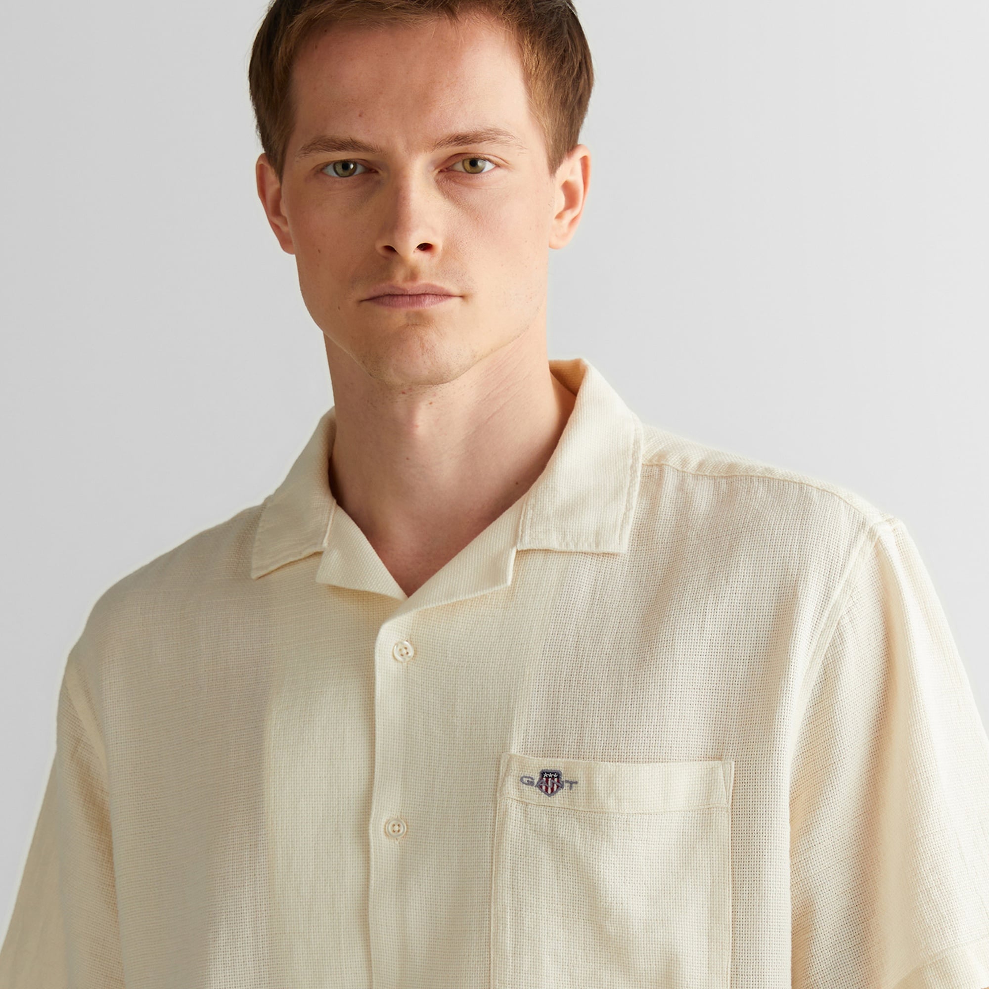 GANT Erkek Krem Regular Fit Klasik Yaka Gömlek