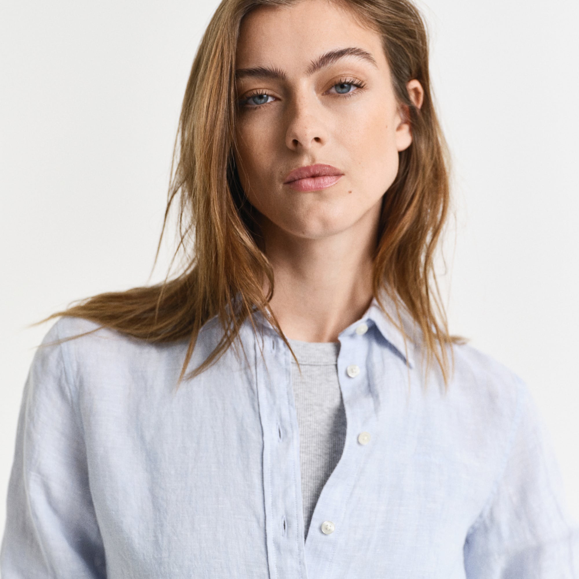 GANT Kadın Mavi Regular Fit Klasik Yaka Gömlek