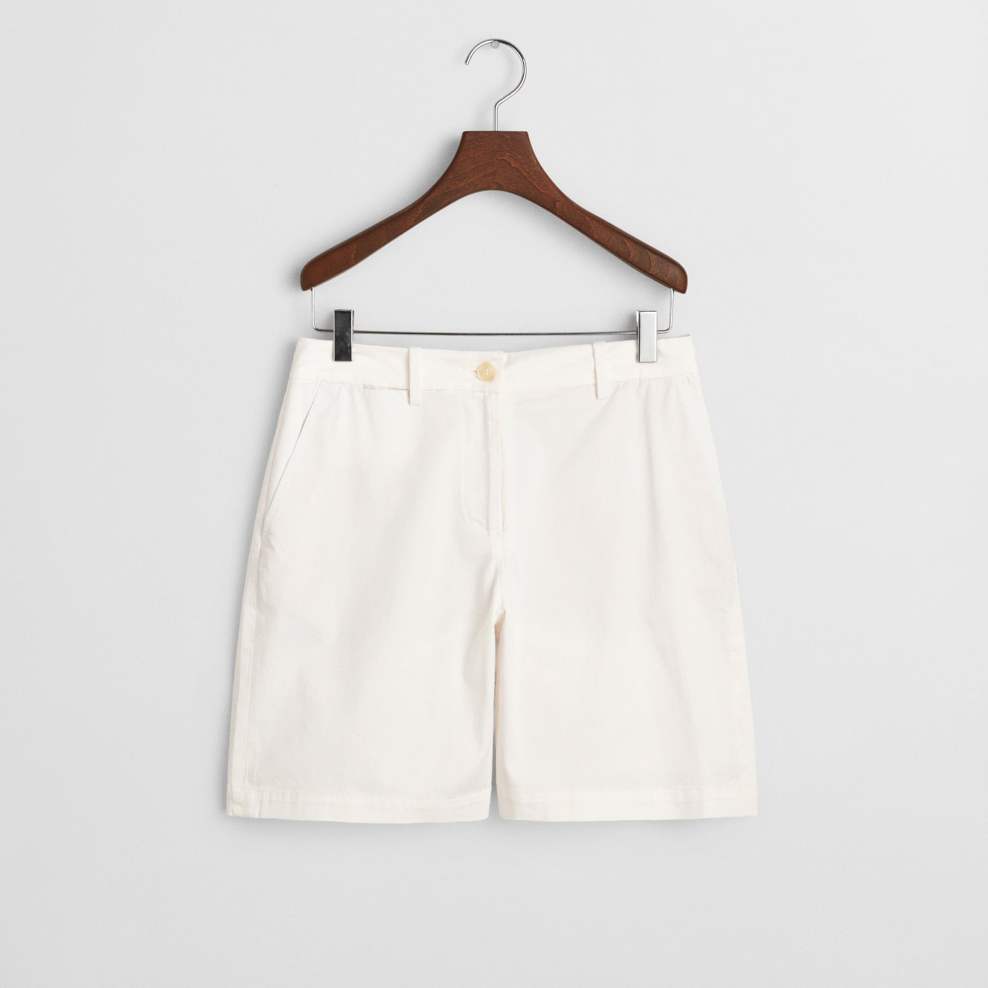 GANT Kadın Beyaz Regular Fit Şort