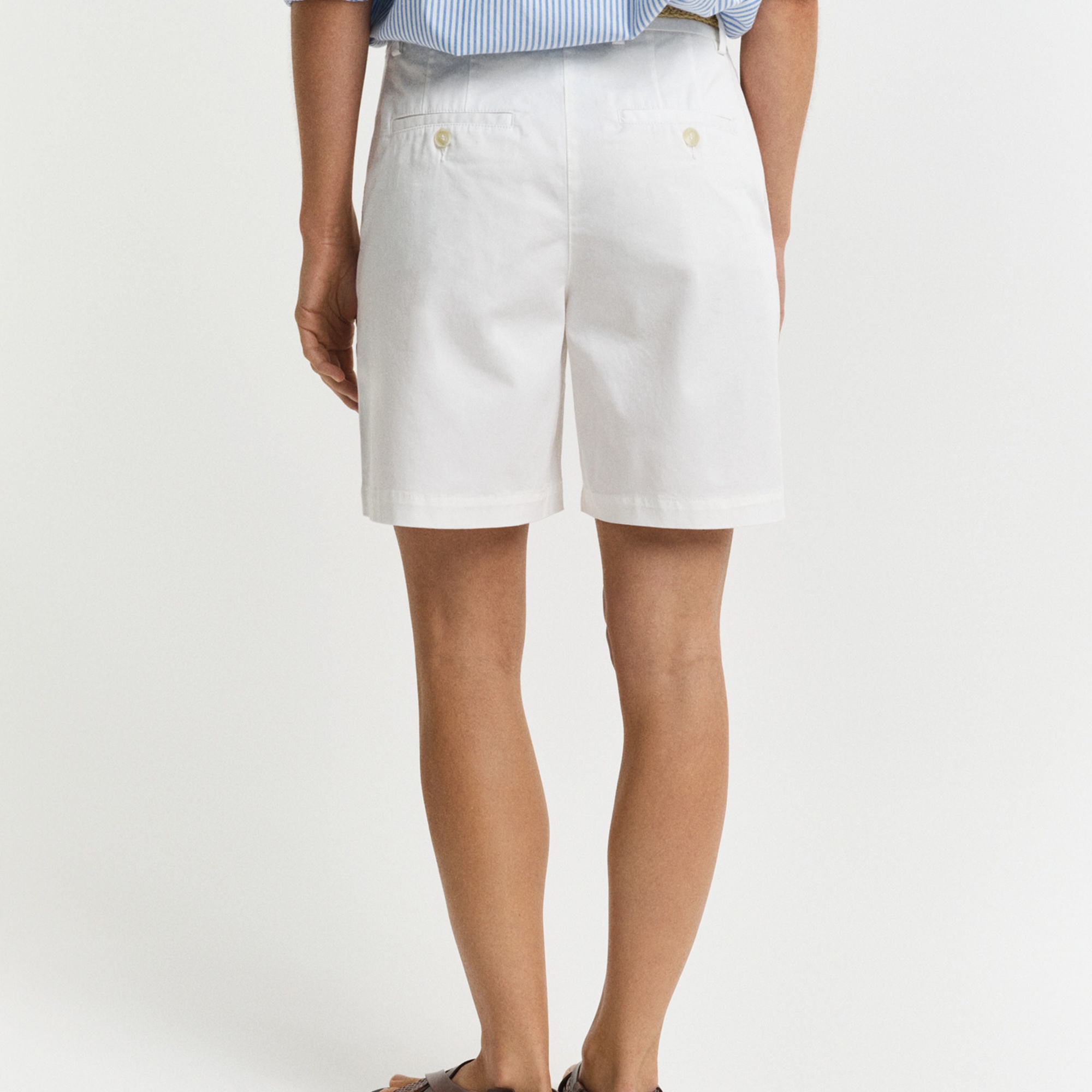 GANT Kadın Beyaz Regular Fit Şort