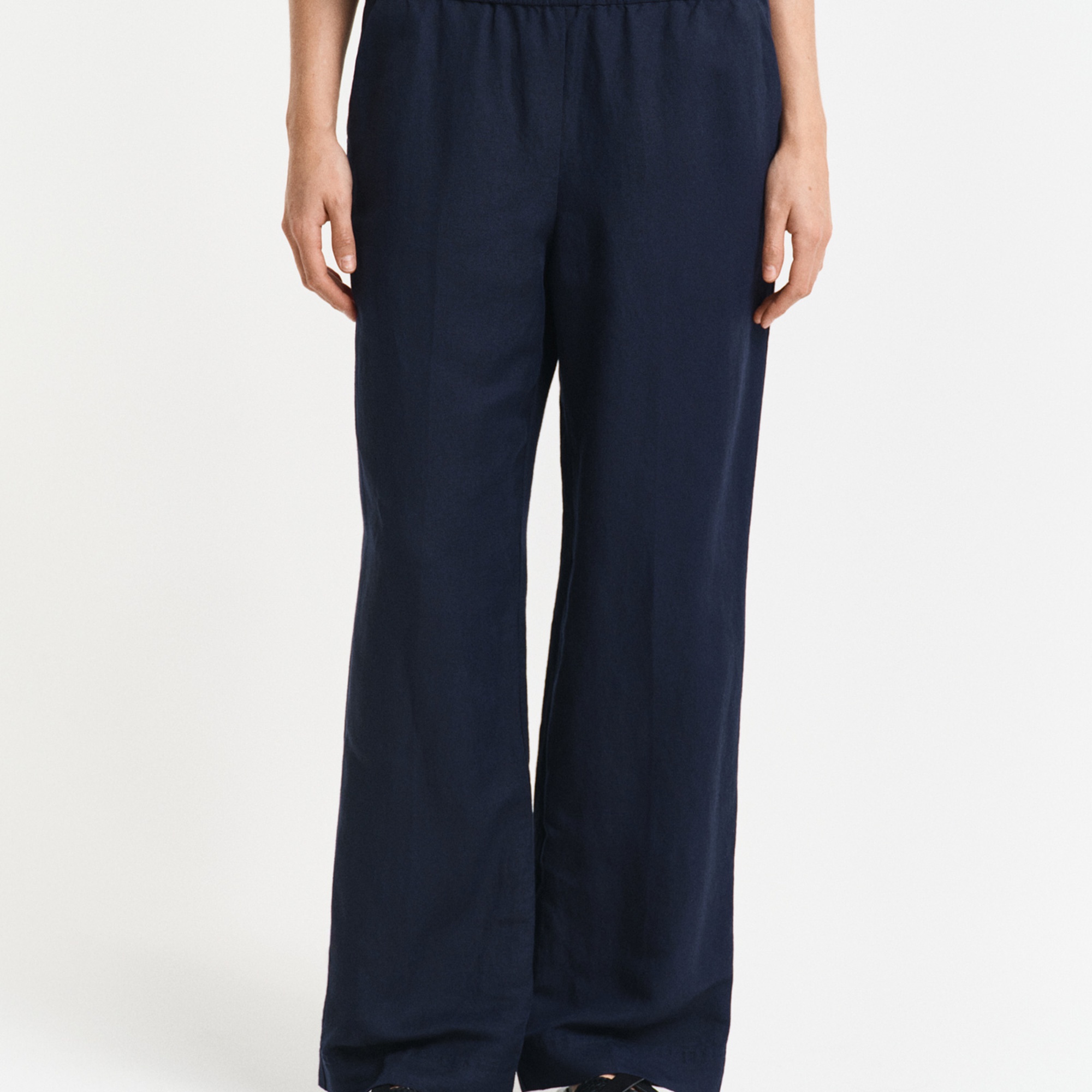 GANT Kadın Lacivert Relaxed Fit Pantolon