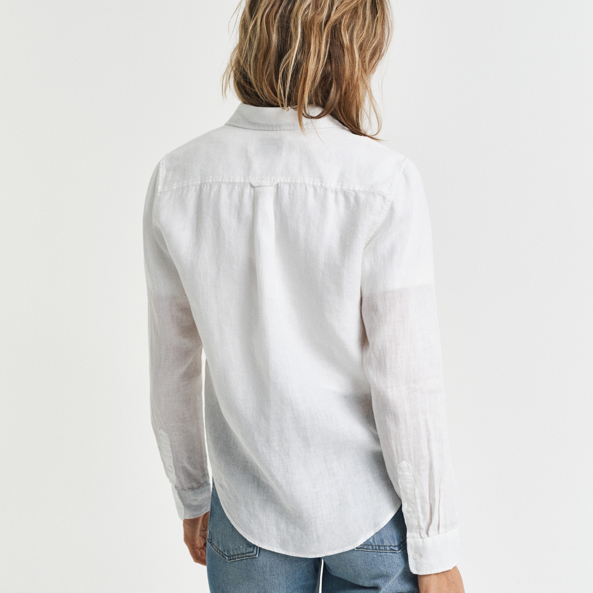 GANT Kadın Beyaz Regular Fit Klasik Yaka Gömlek