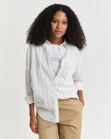  GANT Kadın Beyaz Relaxed Fit Klasik Yaka Çizgili Gömlek