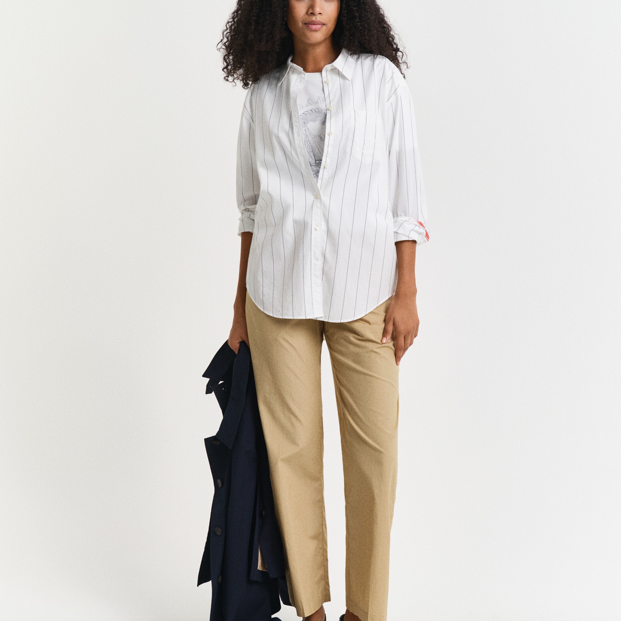 GANT Kadın Beyaz Relaxed Fit Klasik Yaka Çizgili Gömlek