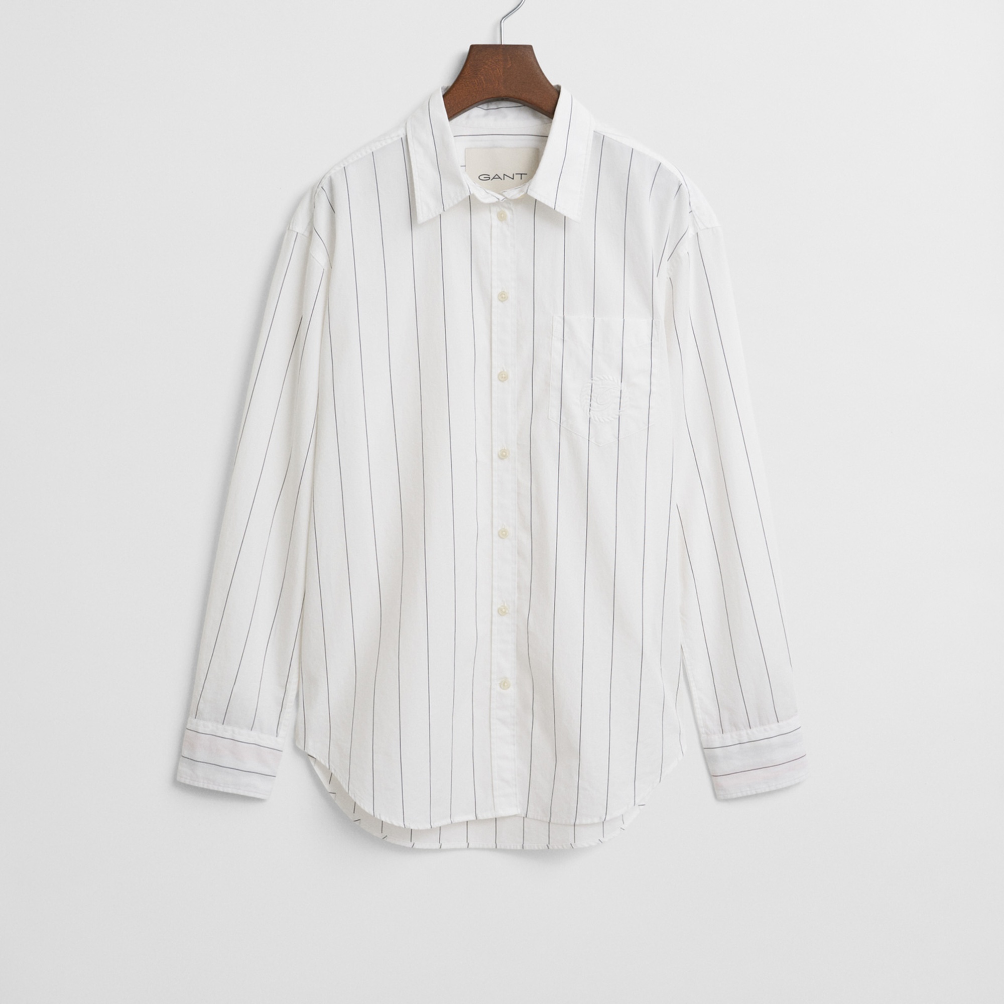 GANT Kadın Beyaz Relaxed Fit Klasik Yaka Çizgili Gömlek