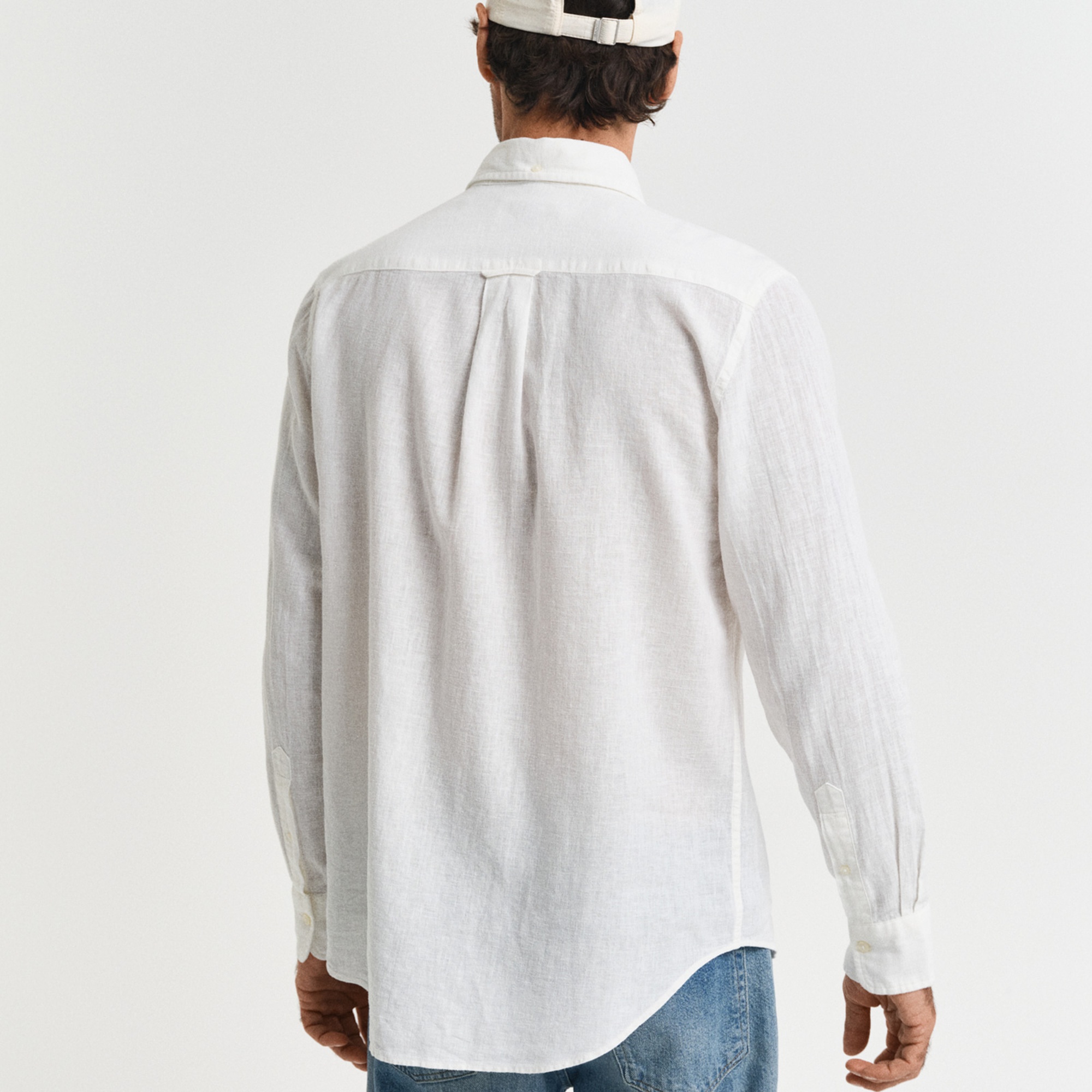 GANT Erkek Beyaz Regular Fit Düğmeli Yaka Keten Gömlek