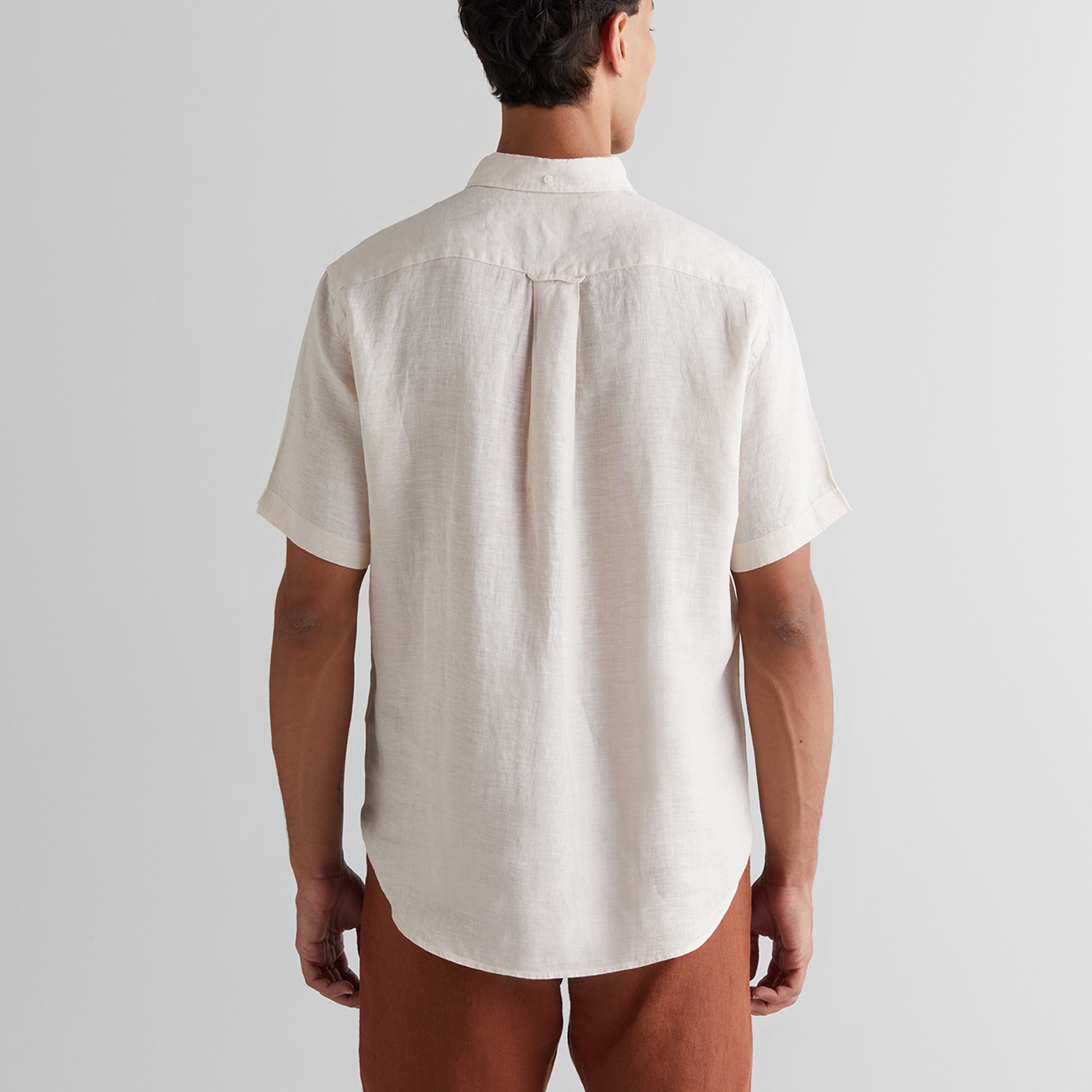 GANT Erkek Bej Regular Fit Klasik Yaka Keten Gömlek