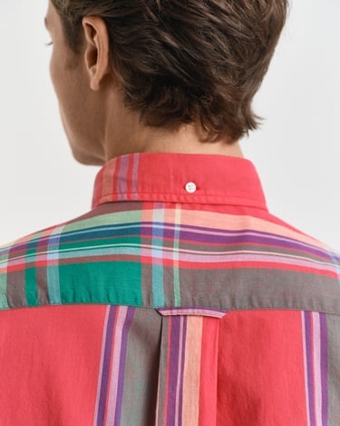  GANT Erkek Kırmızı Regular Fit Düğmeli Yaka Kareli Gömlek