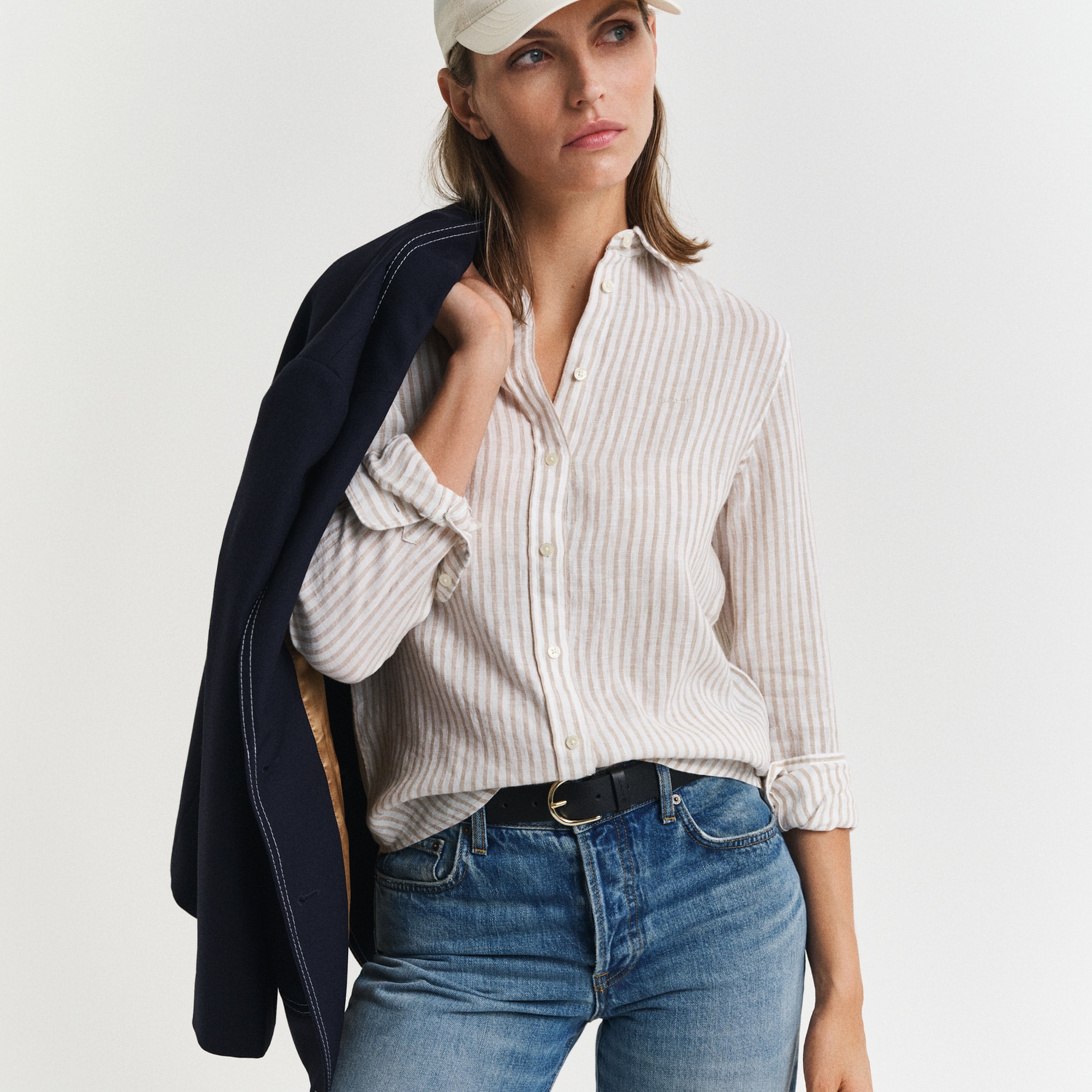 GANT Kadın Bej Regular Fit Klasik Yaka Çizgili Keten Gömlek