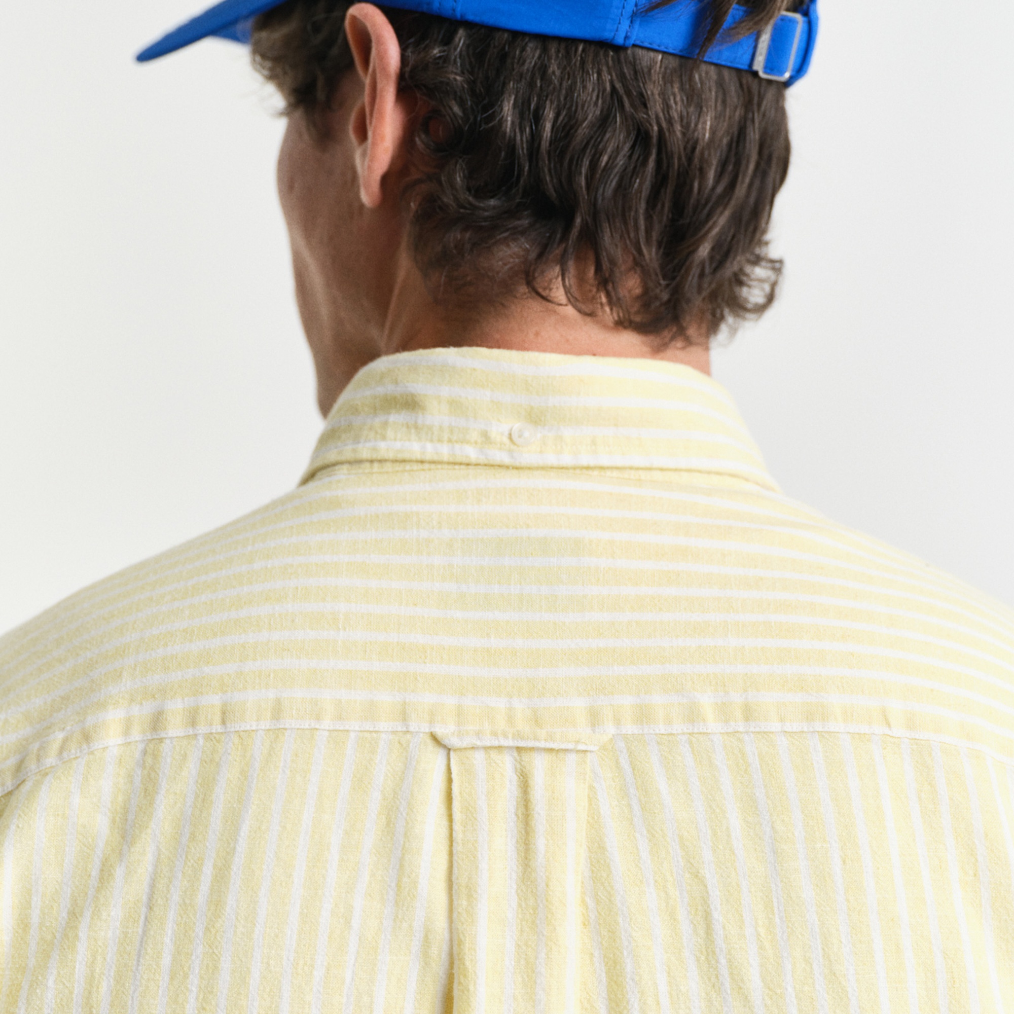 GANT Erkek Sarı Regular Fit Düğmeli Yaka Çizgili Keten Gömlek