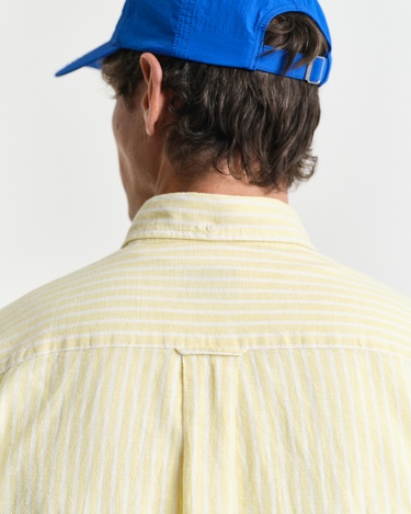  GANT Erkek Sarı Regular Fit Düğmeli Yaka Çizgili Keten Gömlek