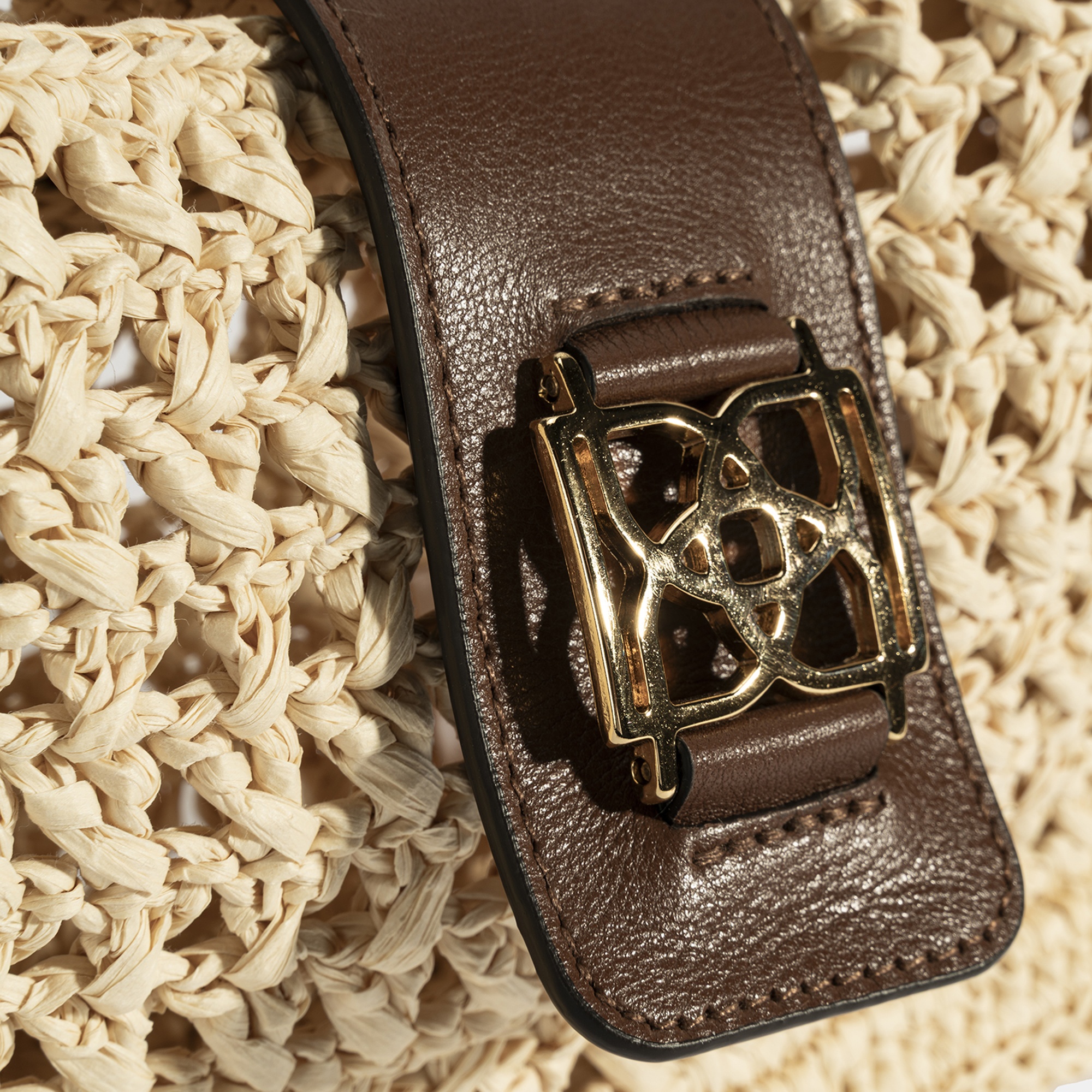 Kadın Bej Monogram Logolu Omuz Çantası