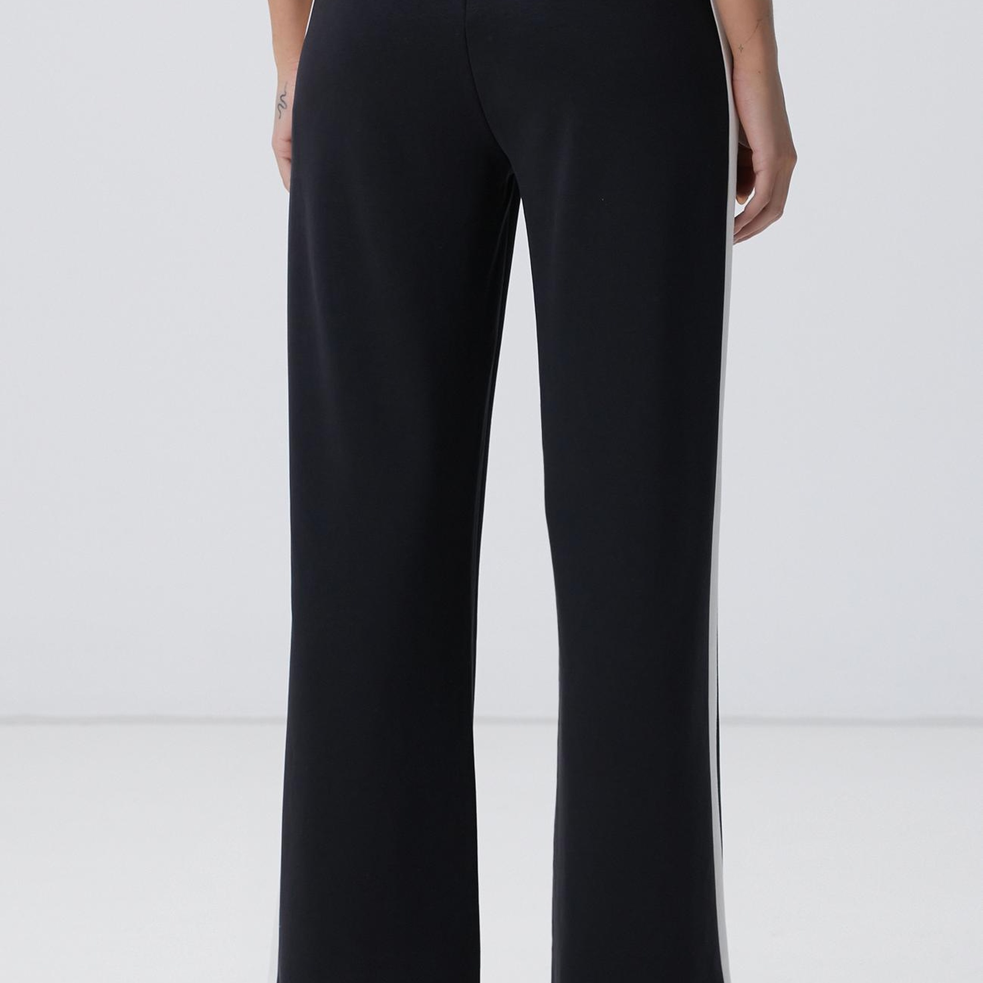 Network Kadın Siyah Eşofman