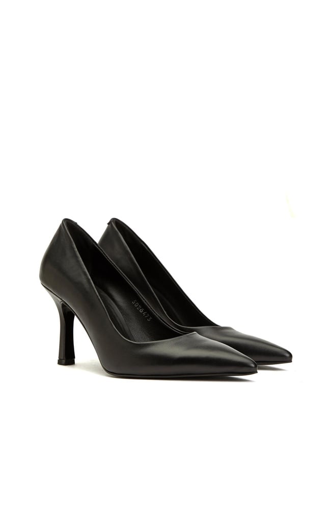  Divarese Kadın Siyah Sivri Burun Deri Topuklu Ayakkabı