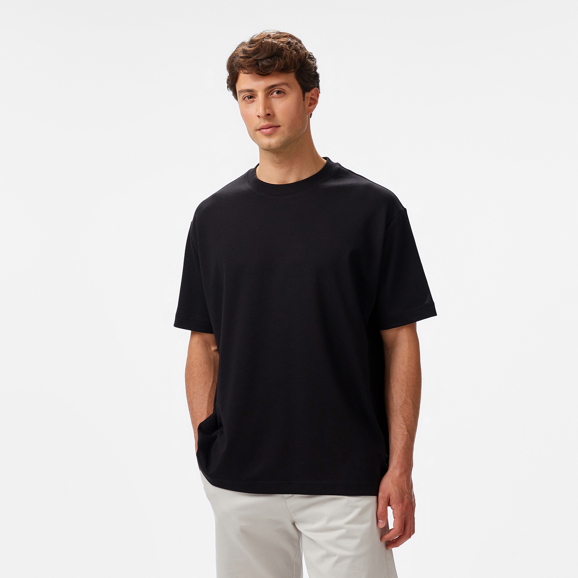 Nautica Erkek Siyah Oversize Fit T-Shirt