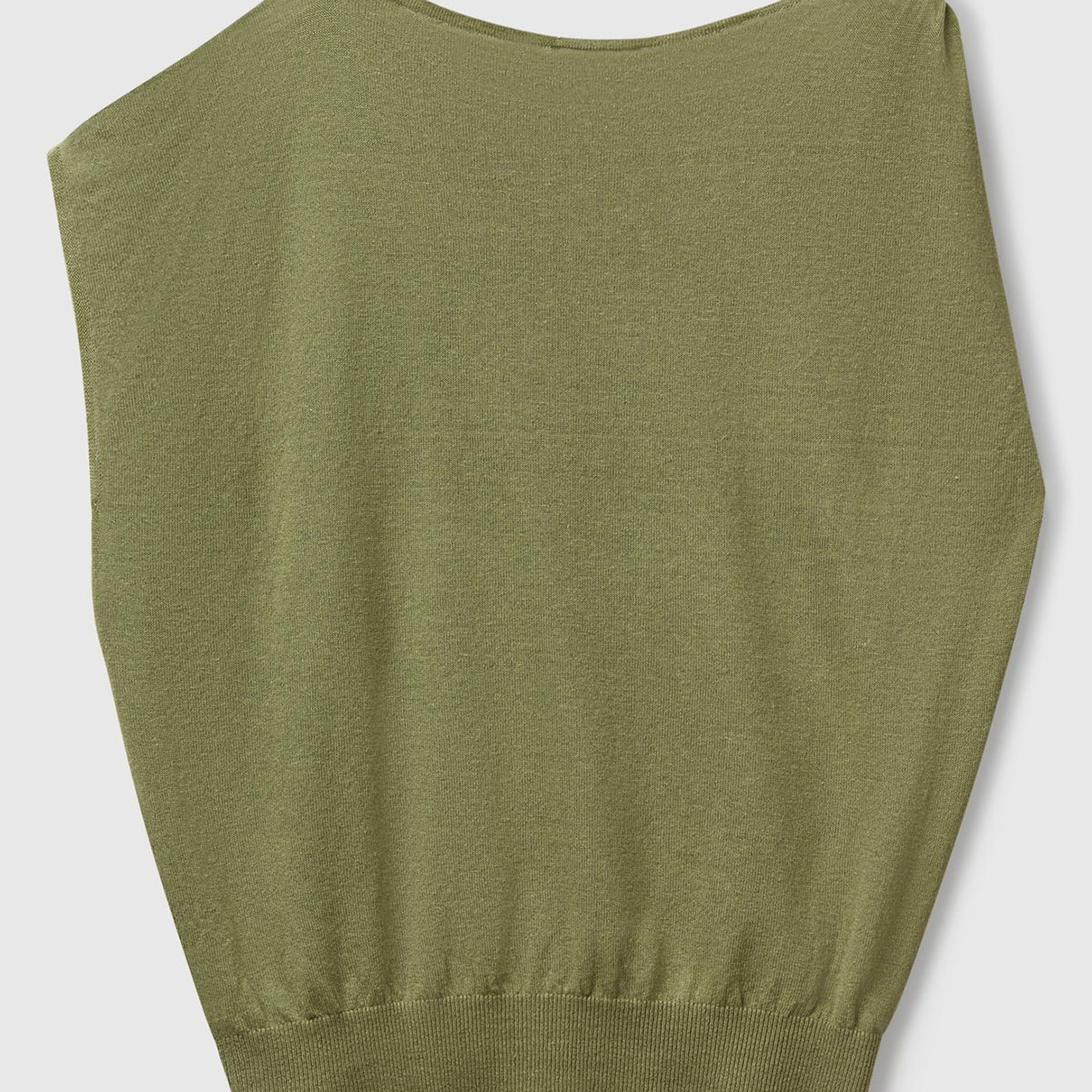 Kadın Adaçayı yeşili Keten Karışımlı Asimetrik Kolsuz Kazak