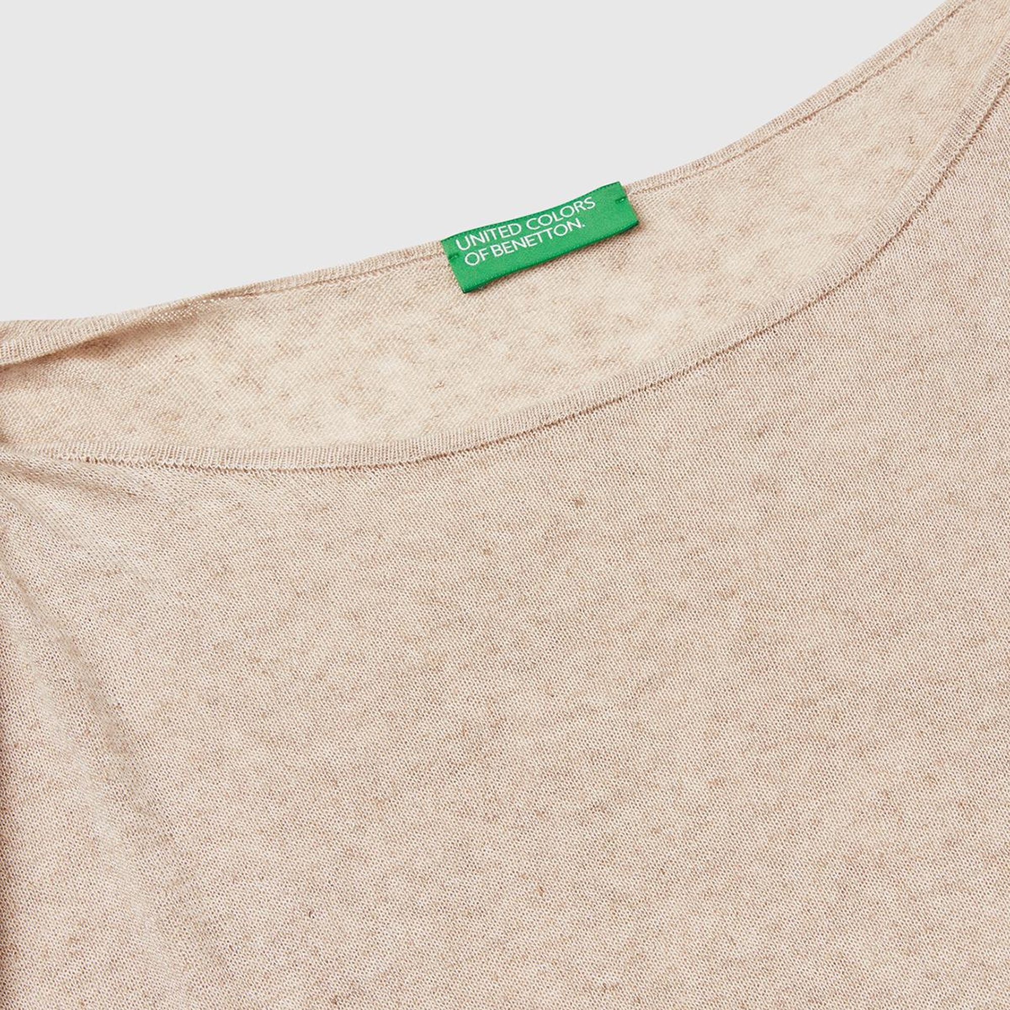 Kadın Taş Rengi Keten Karışımlı Asimetrik Kolsuz Kazak