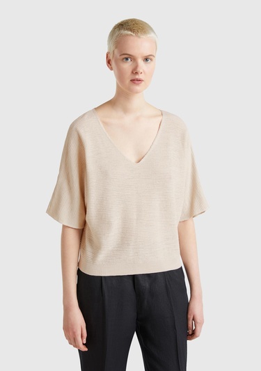  Kadın Taş Rengi Pamuk ve Keten Karışımlı Çizgili Dikişsiz V Yaka Kısa Kollu Üst