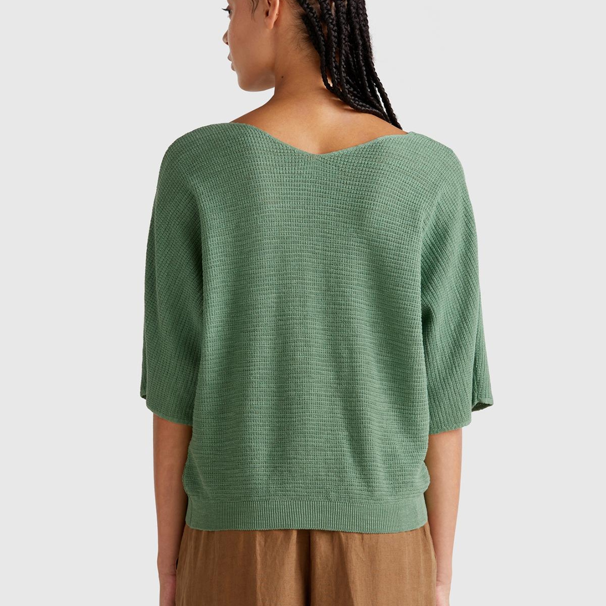Kadın Açık Yeşil Pamuk ve Keten Karışımlı Çizgili Dikişsiz V Yaka Kısa Kollu Üst
