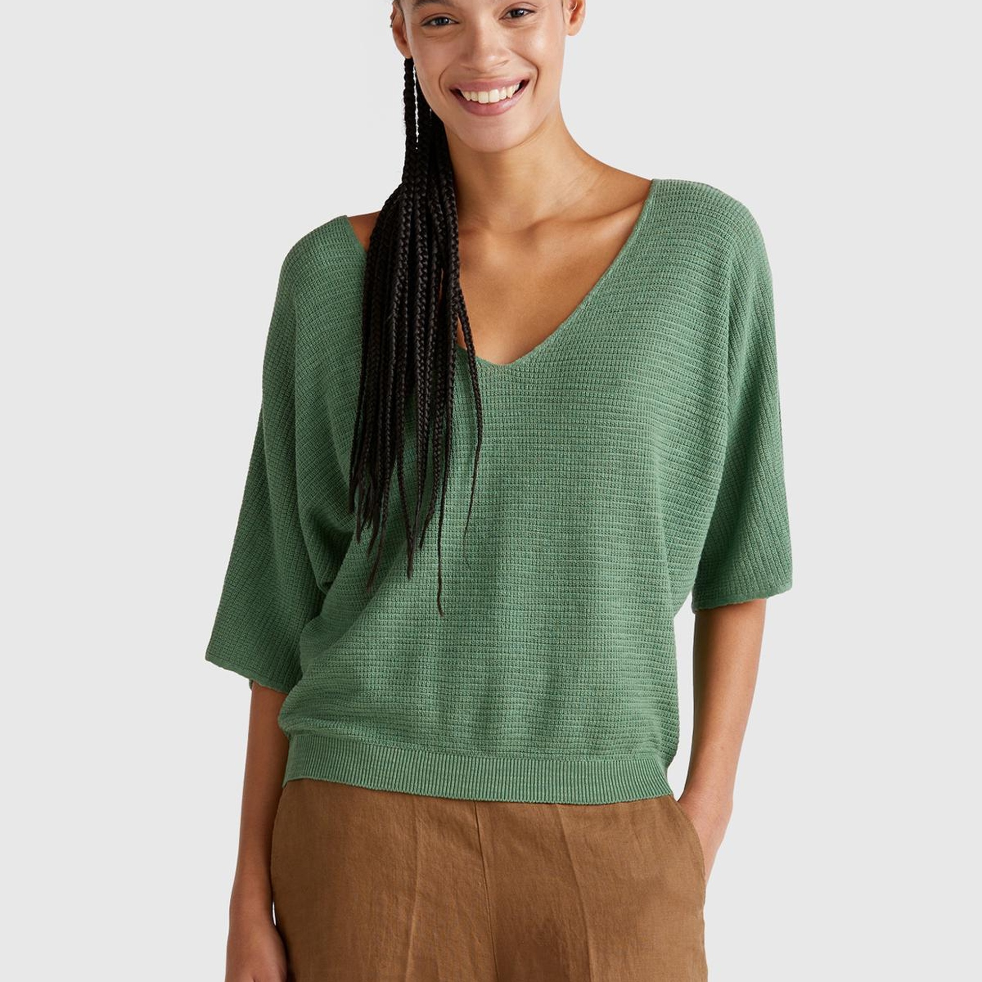 Kadın Açık Yeşil Pamuk ve Keten Karışımlı Çizgili Dikişsiz V Yaka Kısa Kollu Üst
