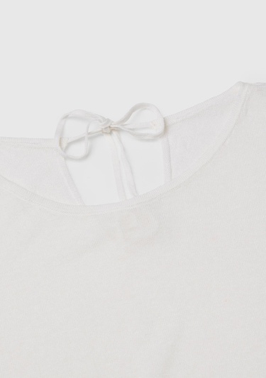  Kadın Beyaz Keten Karışımlı Omzu Açık Triko Kazak