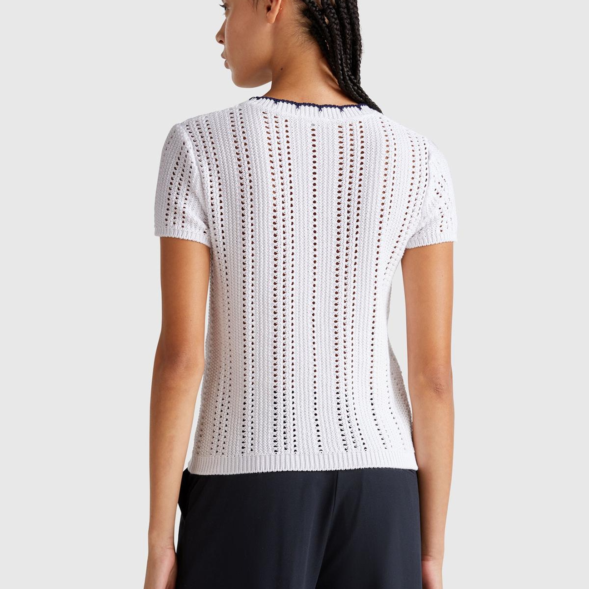 Kadın Beyaz %100 Koton Slim Fit Kısa Kollu Kazak