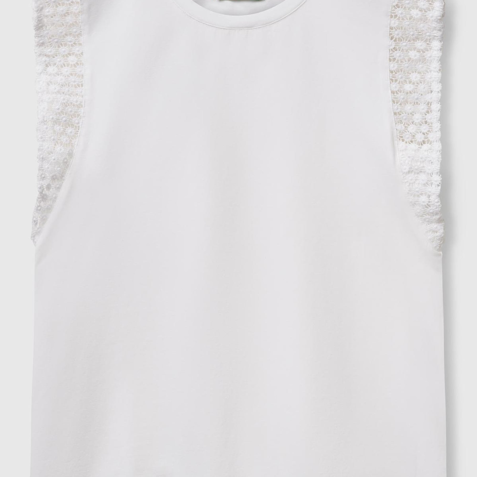 Kadın Beyaz Dantel Detaylı Kolsuz Esnek T-Shirt