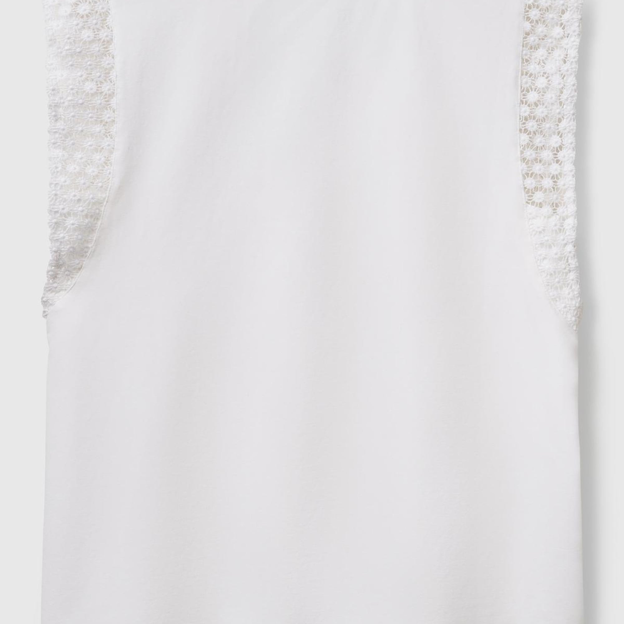 Kadın Beyaz Dantel Detaylı Kolsuz Esnek T-Shirt