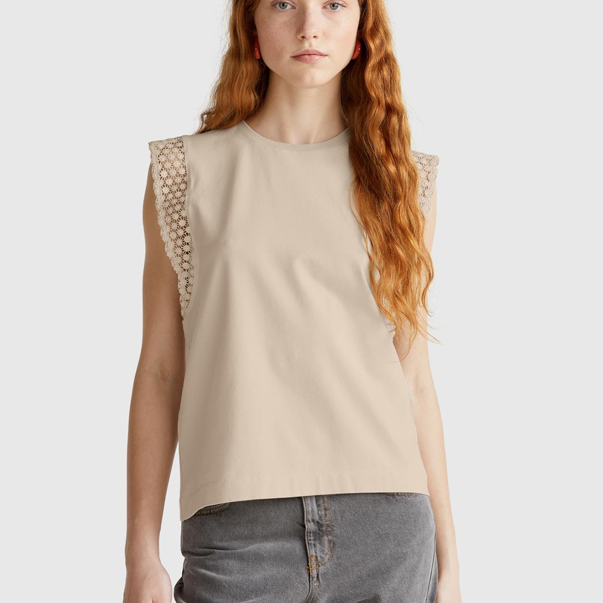 Kadın Taş Rengi Dantel Detaylı Kolsuz Esnek T-Shirt