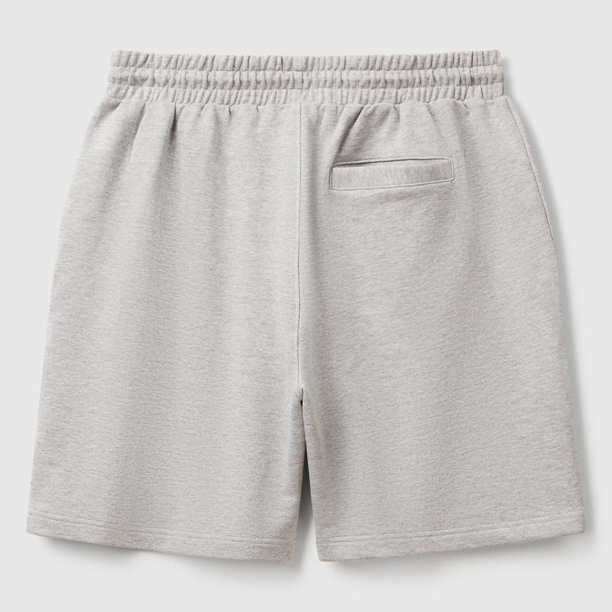 Erkek Gri Melanj %100 Pamuk Logo Detaylı Beli Büzgü İpli Bermuda Şort