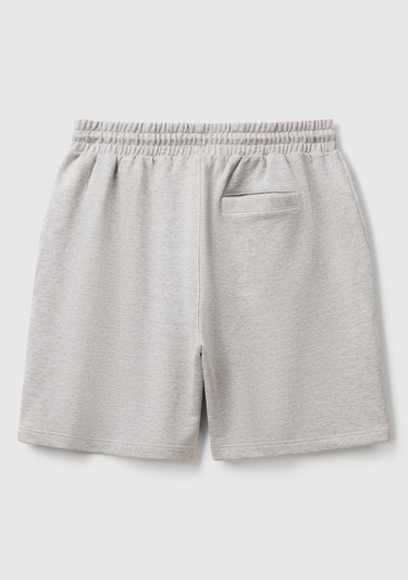  Erkek Gri Melanj %100 Pamuk Logo Detaylı Beli Büzgü İpli Bermuda Şort