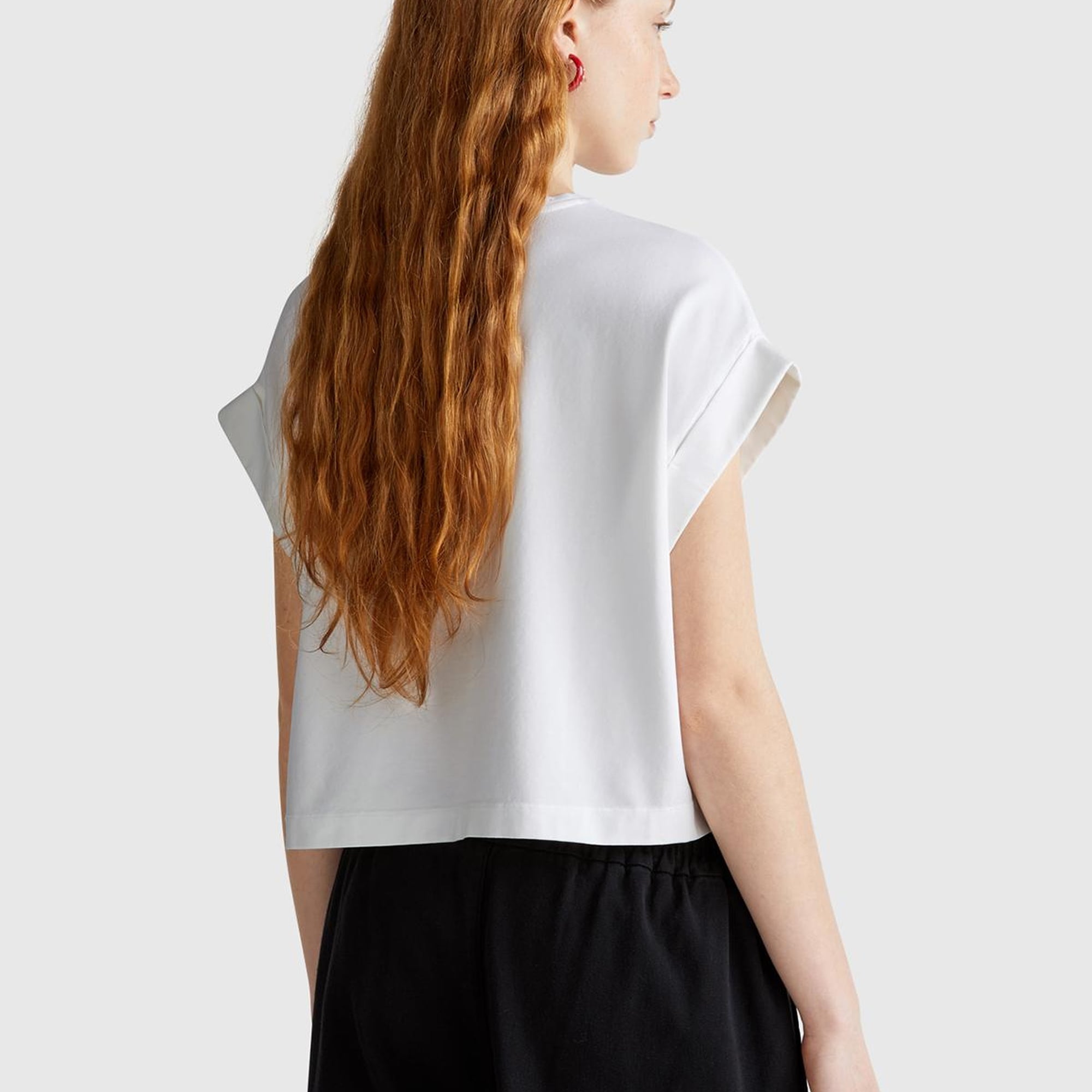 Kadın Beyaz Dantel Detaylı Kısa Kol Esnek T-Shirt