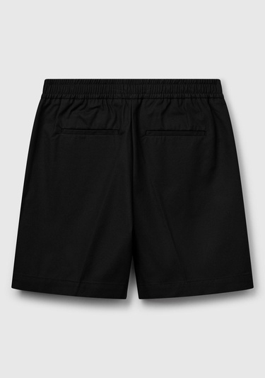  Kadın Siyah Streç Pamuklu Arka Beli Lastikli Straight Fit Bermuda Şort