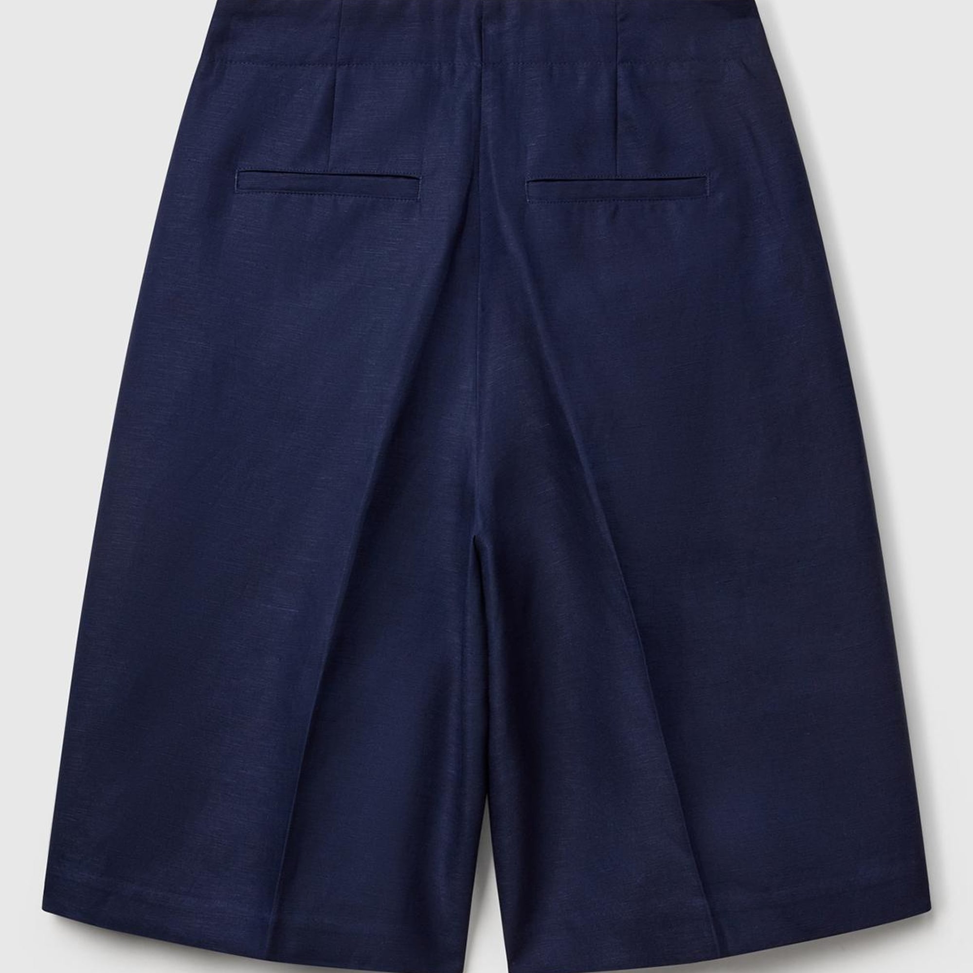 Kadın Lacivert Keten Karışımlı Diz Üstü Bermuda Şort