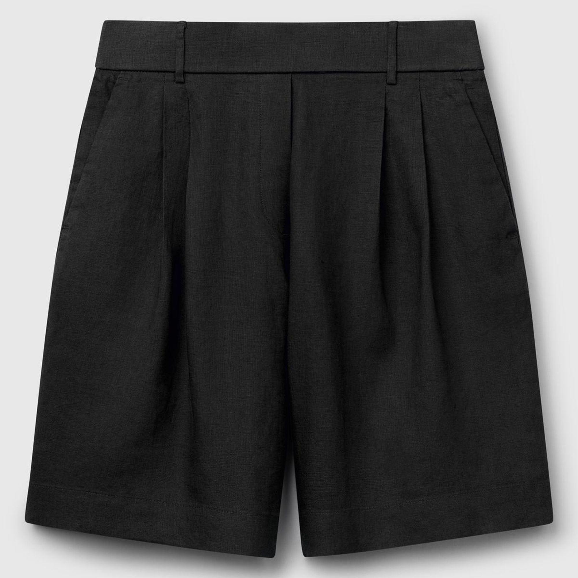 Kadın Siyah %100 Keten Arka Beli Lastikli Pileli Relax Fit Bermuda Şort